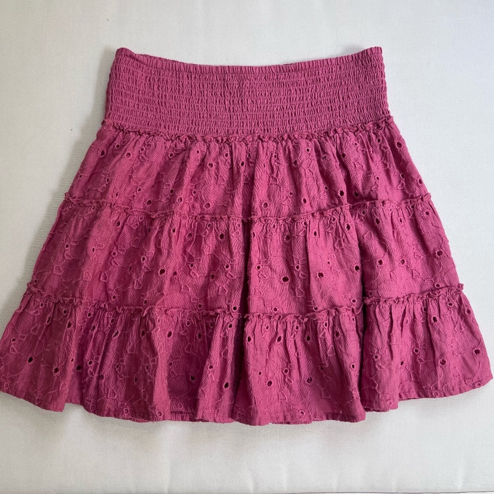 American Eagle Muted Pink Eyelet Mini Skirt